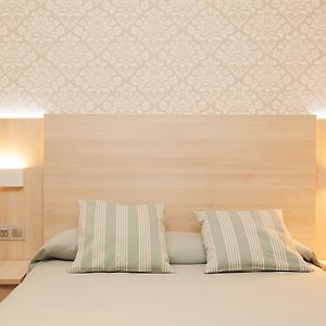 Kamer met een Queen Size Bed